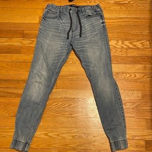 Hollister Jogger Jeans Advanced Stretch Size M